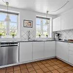4 Bedroom Amazing In *