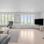 4 Bedroom Amazing In *