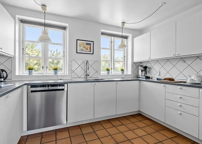 4 Bedroom Amazing In *