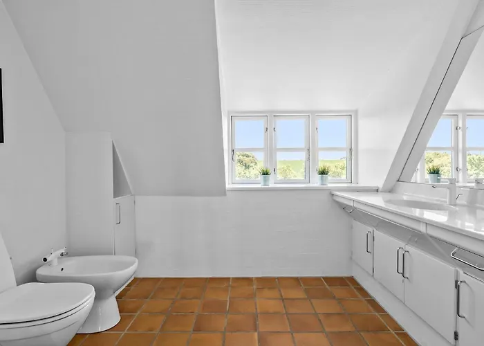 4 Bedroom Amazing In *
